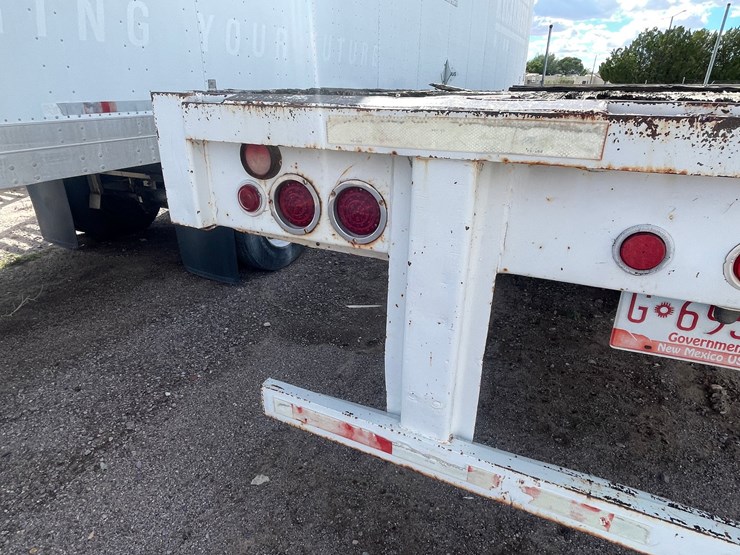 #2770-•-1966-hobbs-flatbed-trailer-(has-nm-title)(offsite-at-nmsu)-image-20