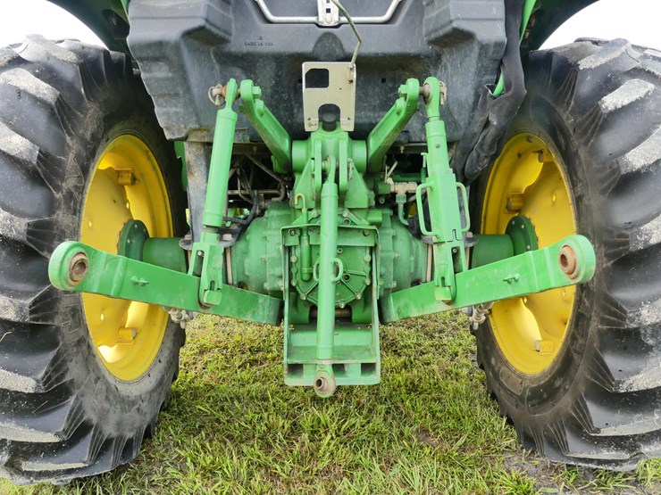 john-deere-4066m-image-7