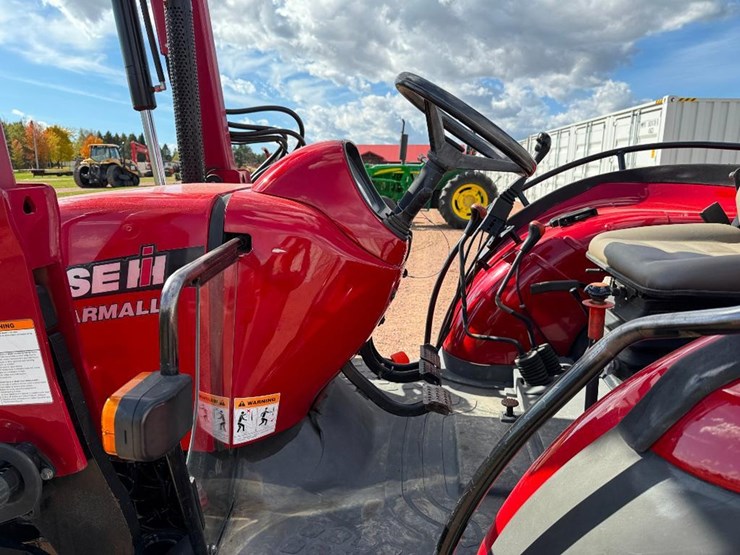 case-ih-farmall-80-image-44