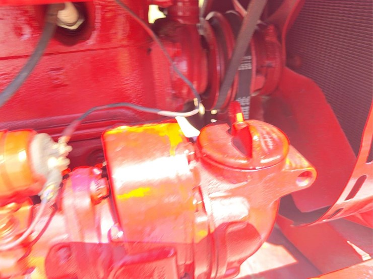 farmall-350-image-27