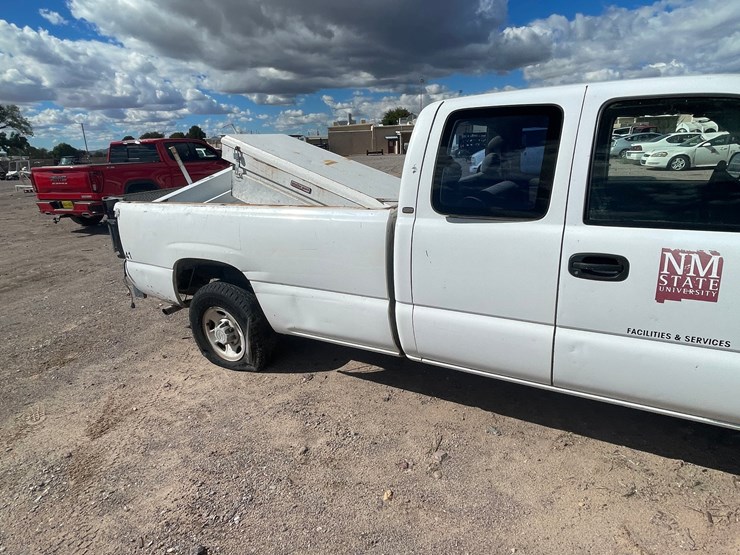 1999-chevrolet-silverado-2500-image-25