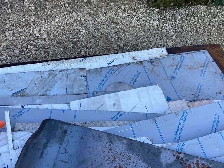 #3007-•-pallet-of-misc.-metal-pieces-image-9