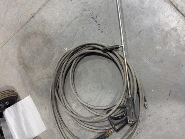 mi-t-m-pressure-washer-image-12