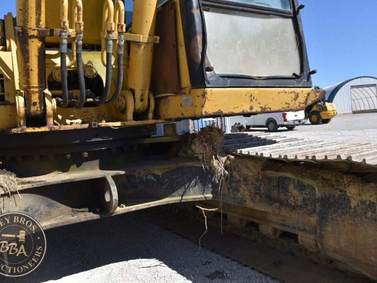 1990-caterpillar-el200b-image-43