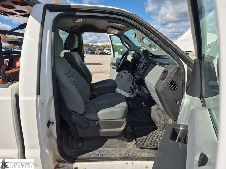 2015-ford-f350-image-14