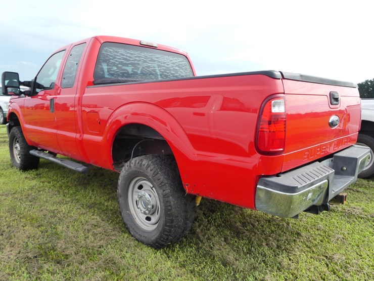 2016-ford-f250-xl-image-4