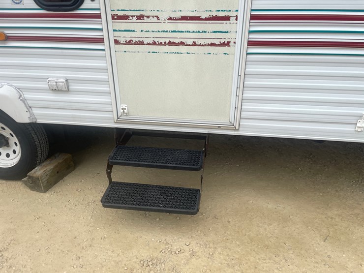 #1276-•-1998-jayco-eagle-304-camper-(has-mn-title)-image-16