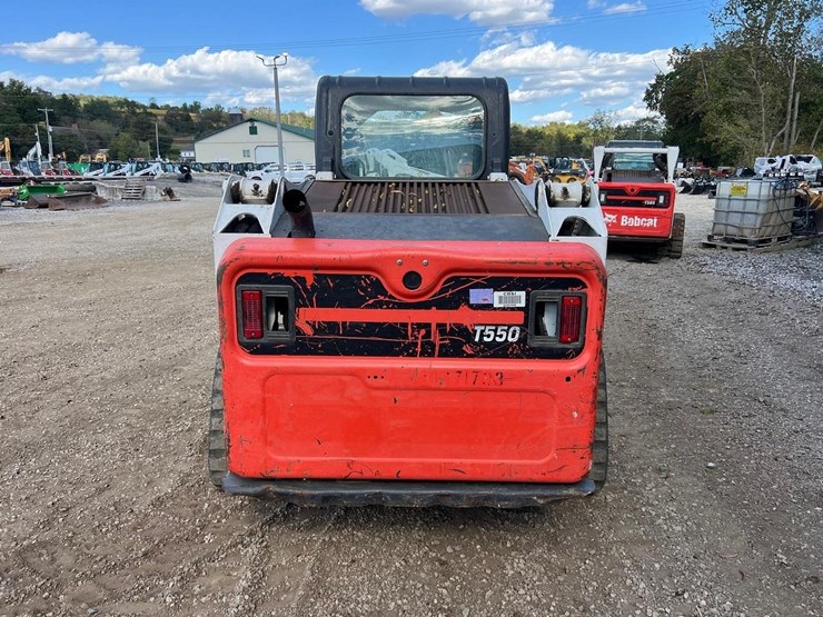 2016-bobcat-t550-image-5