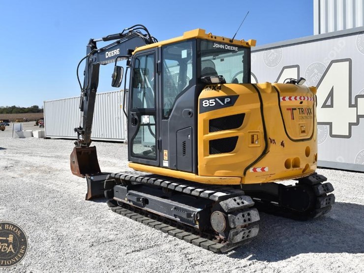 2023-deere-85-p-tier-image-6