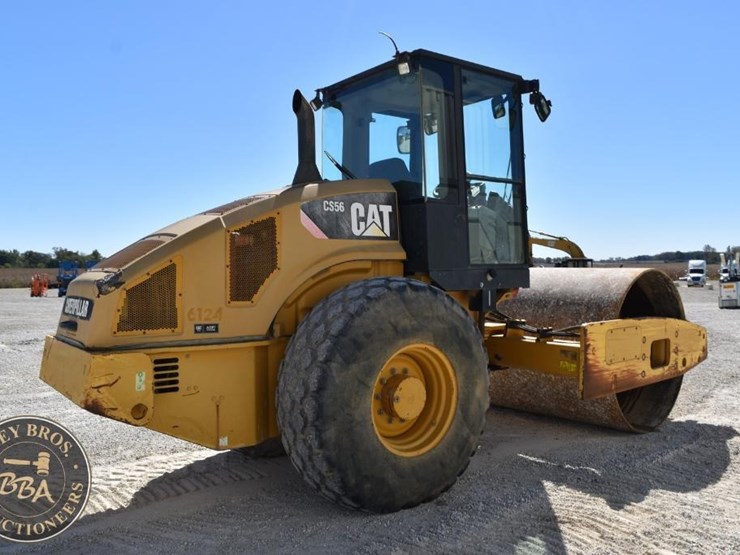 2009-caterpillar-cs56-image-19