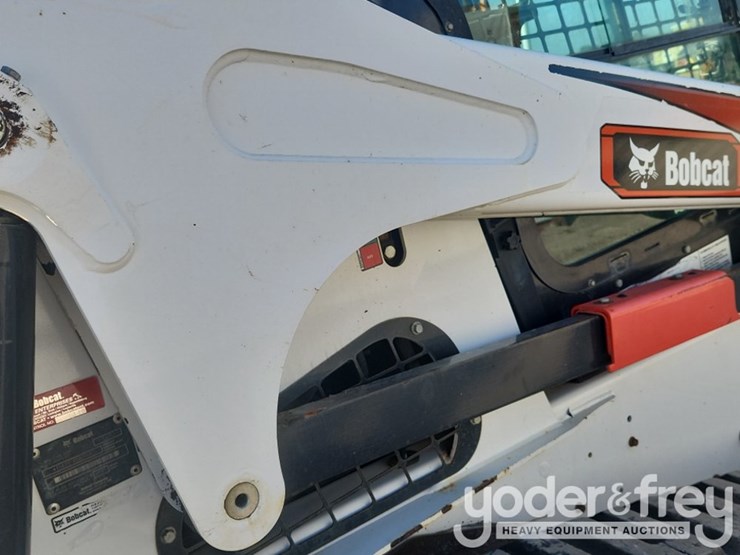 2021-bobcat-t870-image-20
