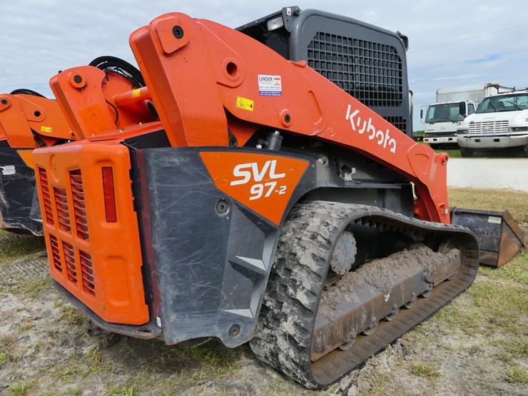2023-kubota-svl97-2-image-4