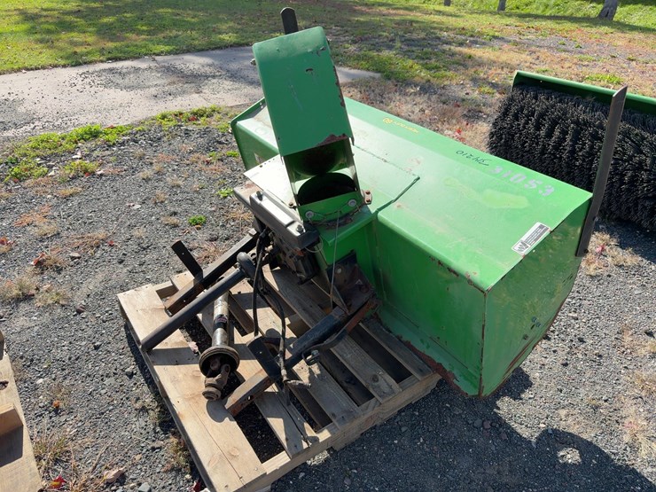 john-deere-1575-image-12