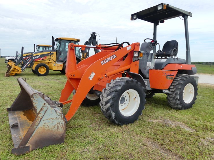 kubota-r520s-image-1
