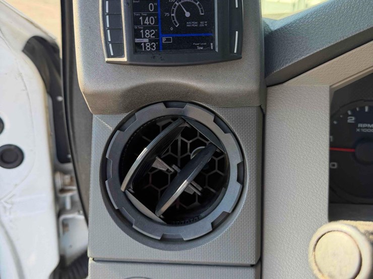 2010-ford-f350-xl-image-19