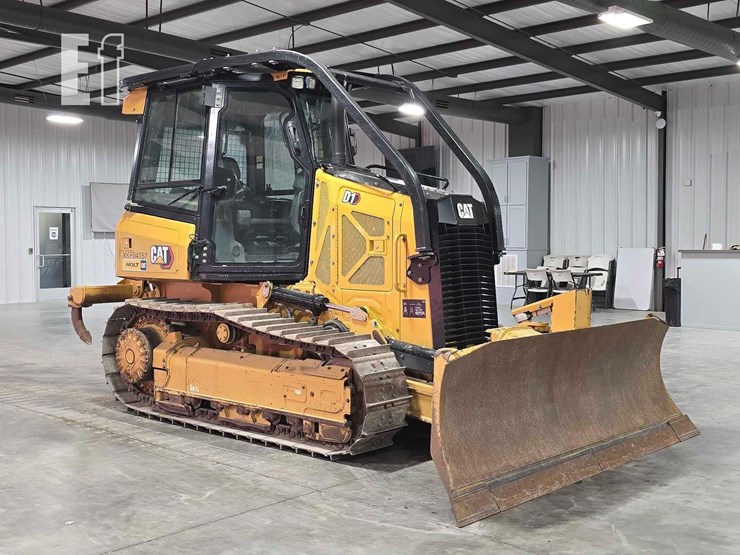 2023-caterpillar-d1-image-2