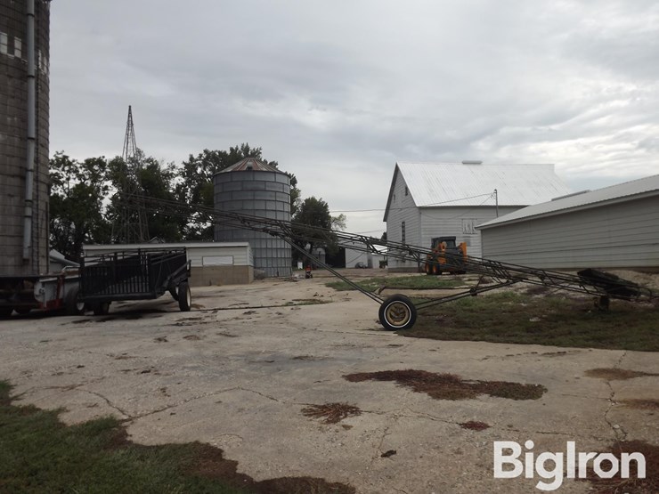 john-deere-200-image-8