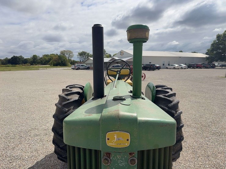 john-deere-720-image-10