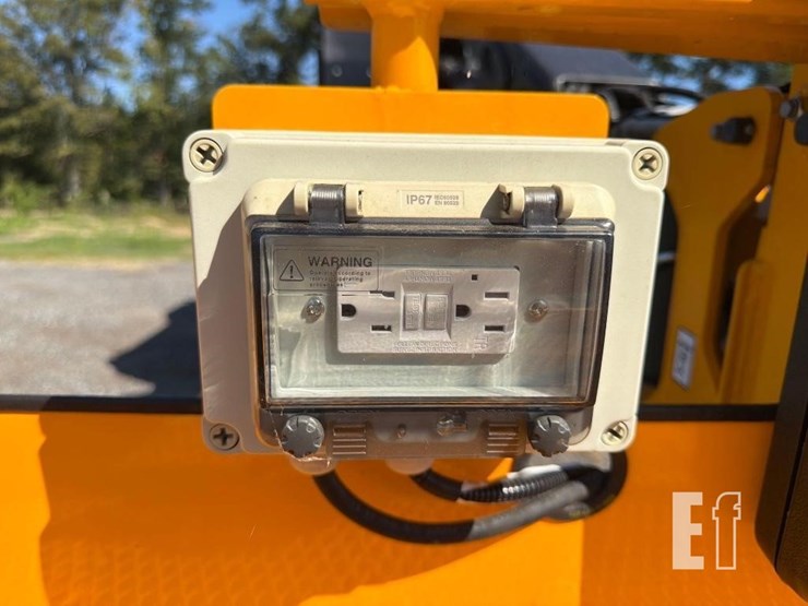 2025-jcb-a45e-image-34