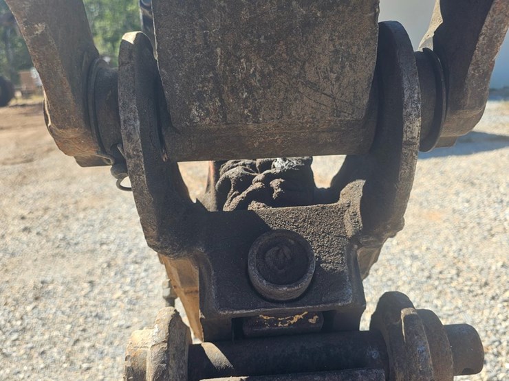 deere-60g-image-68