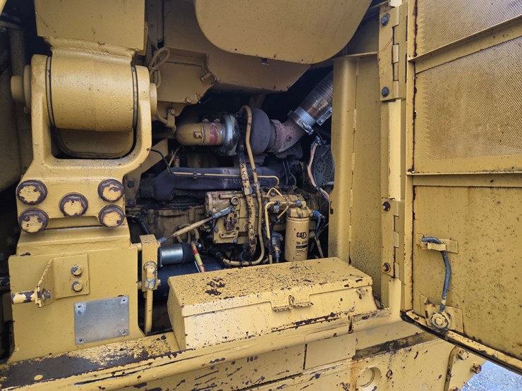 caterpillar-963-image-21