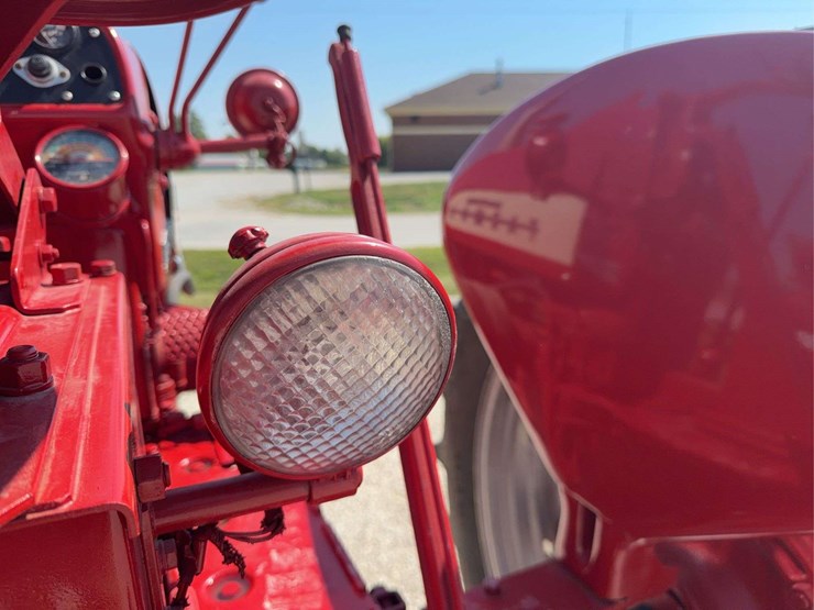 farmall-350-image-35