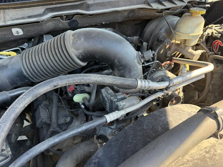 2017-dodge-1500-image-38
