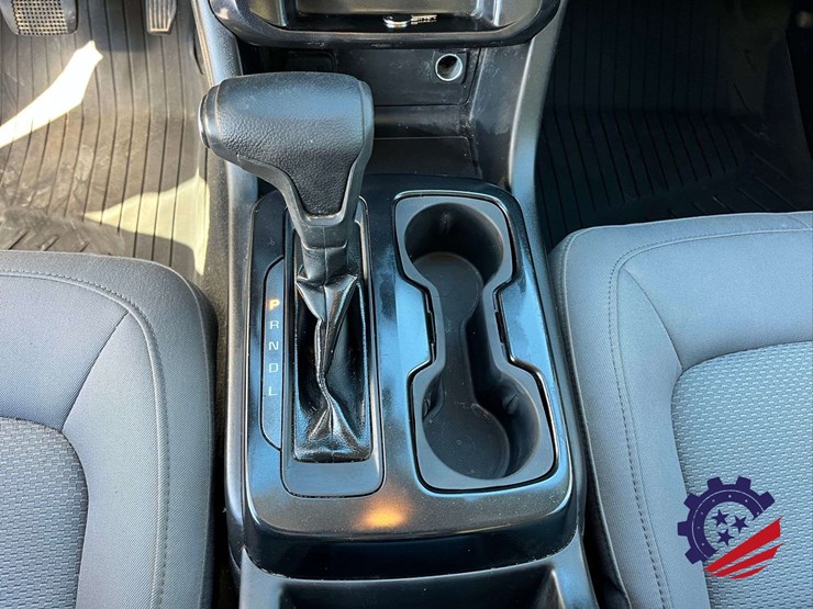 2021-chevrolet-colorado-image-68