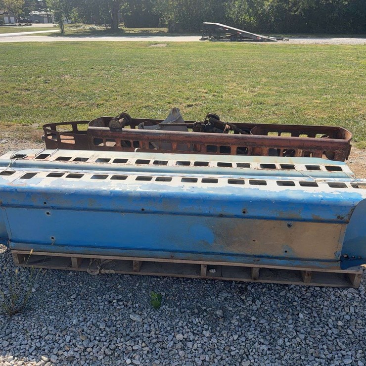 (2) Original Sturtevant Model Train Cars