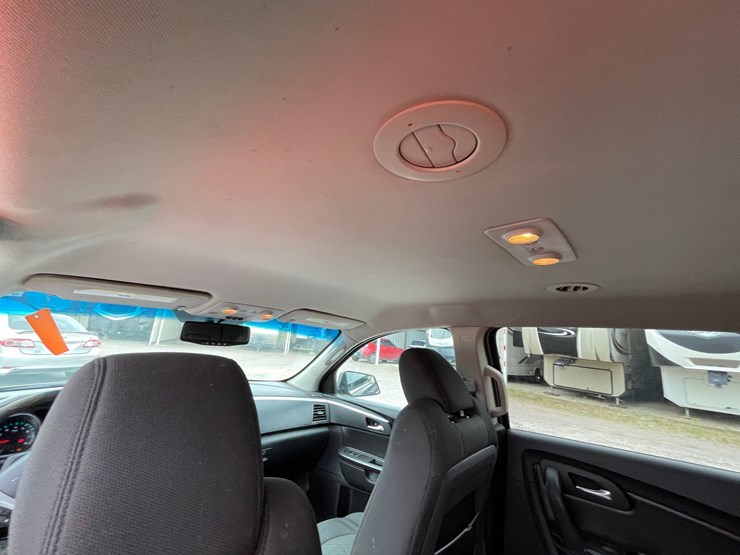 #2768-•-2001-toyota-camry-(title-in-delay)-image-147