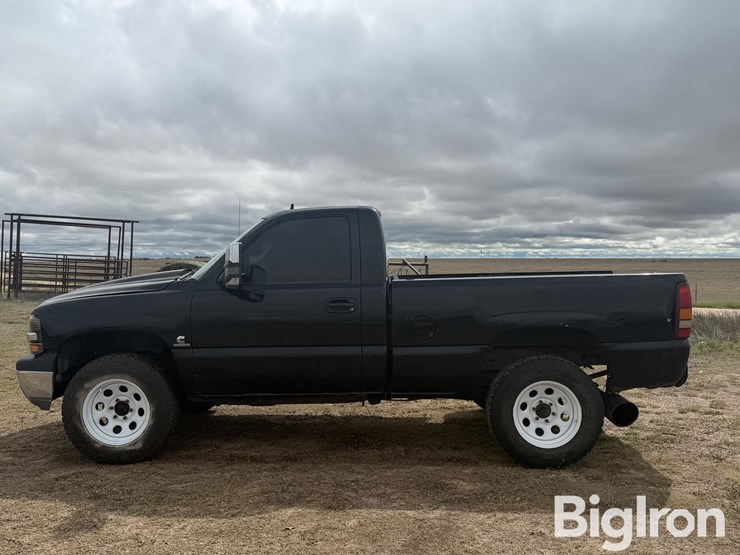 2001-chevrolet-silverado-1500-image-8