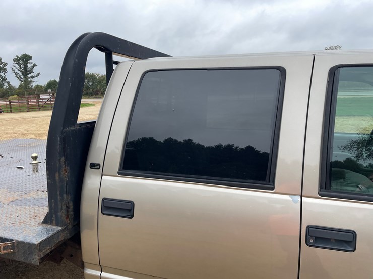 2000-chevrolet-silverado-3500-image-21