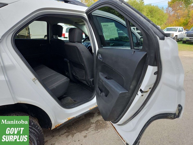 2016-chevrolet-equinox-image-28