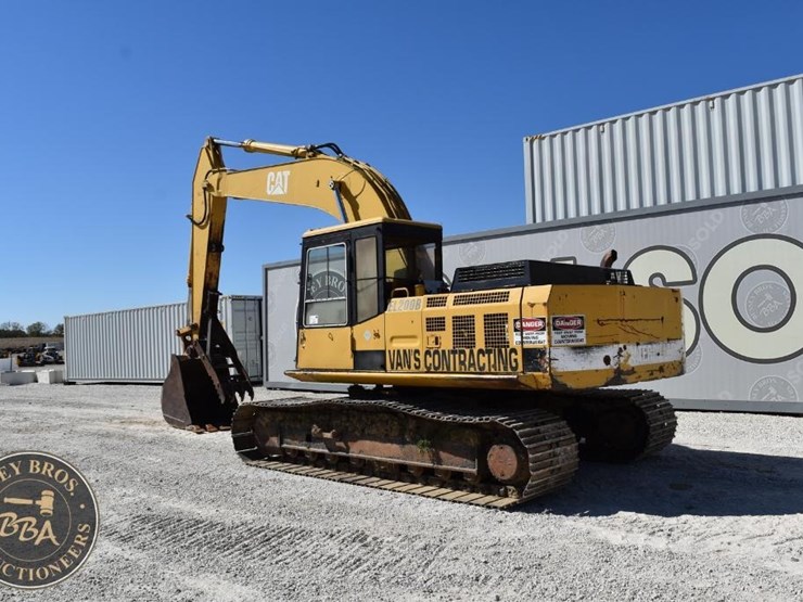 1990-caterpillar-el200b-image-19