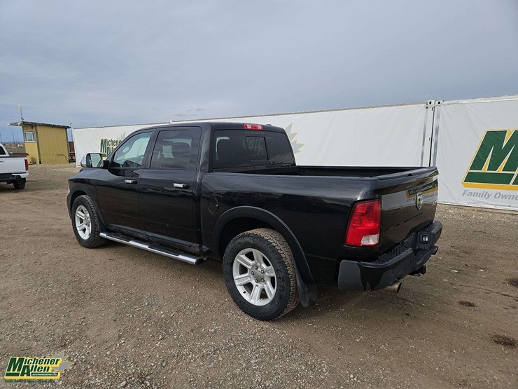 2012-dodge-1500-image-3