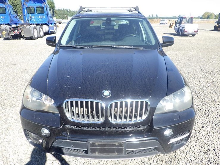 2011-bmw-x5-image-8