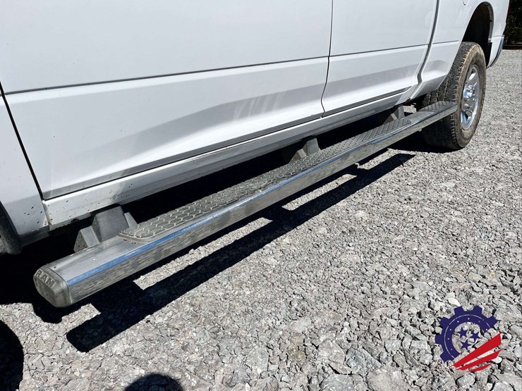 2015-ram-2500-hd-image-23