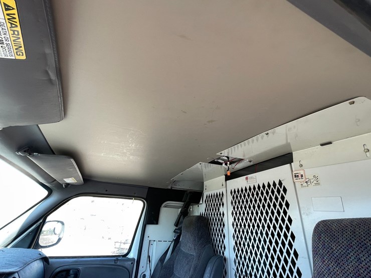 #2753-•-2000-dodge-ram-(title-in-delay)-image-29