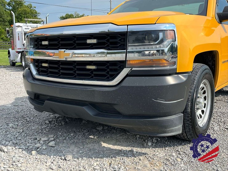 2017-chevrolet-silverado-1500-image-14