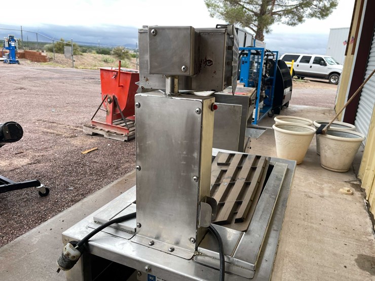 #4676-•-mobile-food-warming-station-image-14