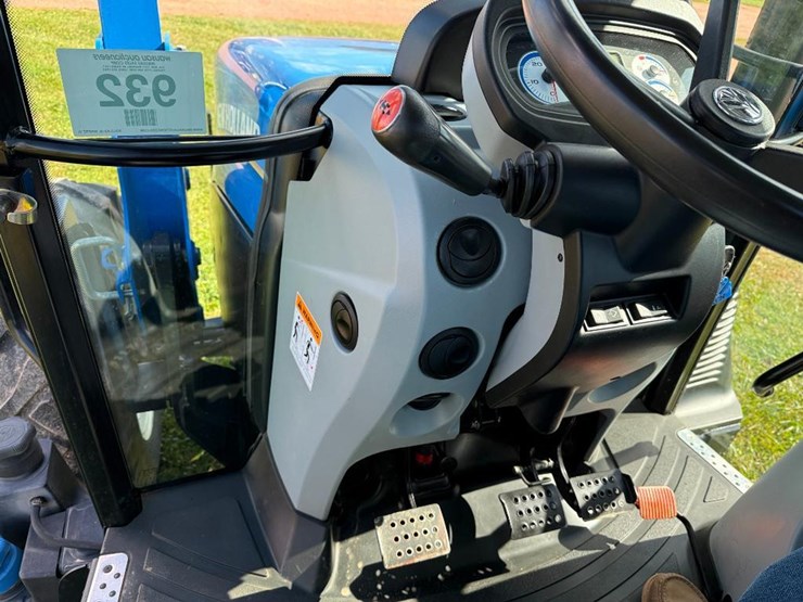 new-holland-t4.110-image-60