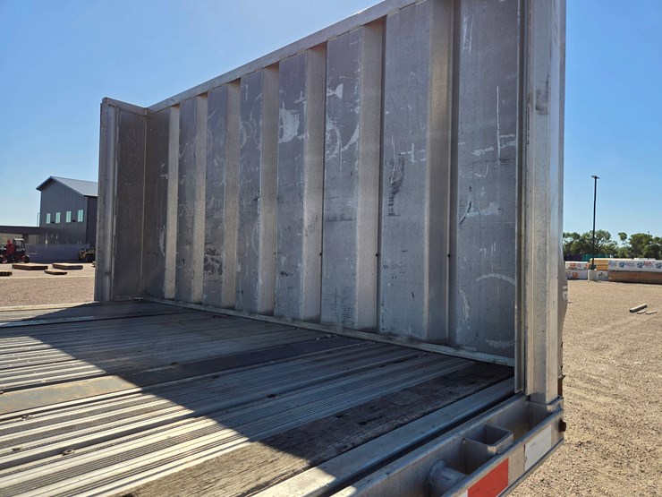 2013-great-dane-flatbed-image-11