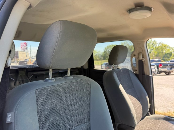 2017-dodge-1500-image-51