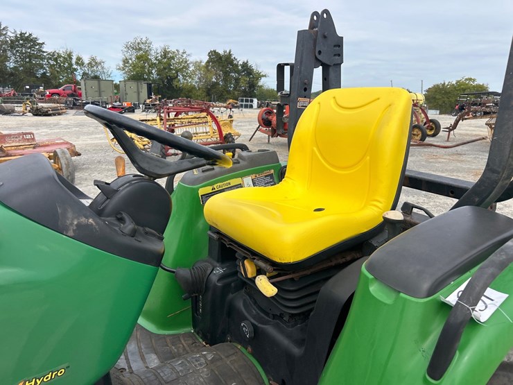 john-deere-4310-image-10
