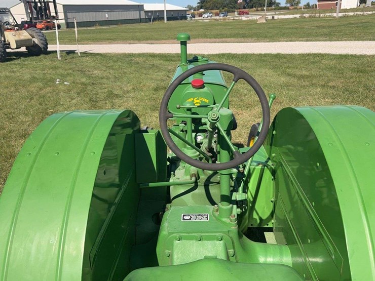 john-deere-b-image-27