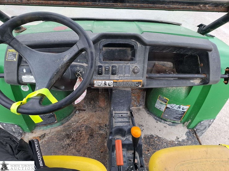 john-deere-gator-image-12