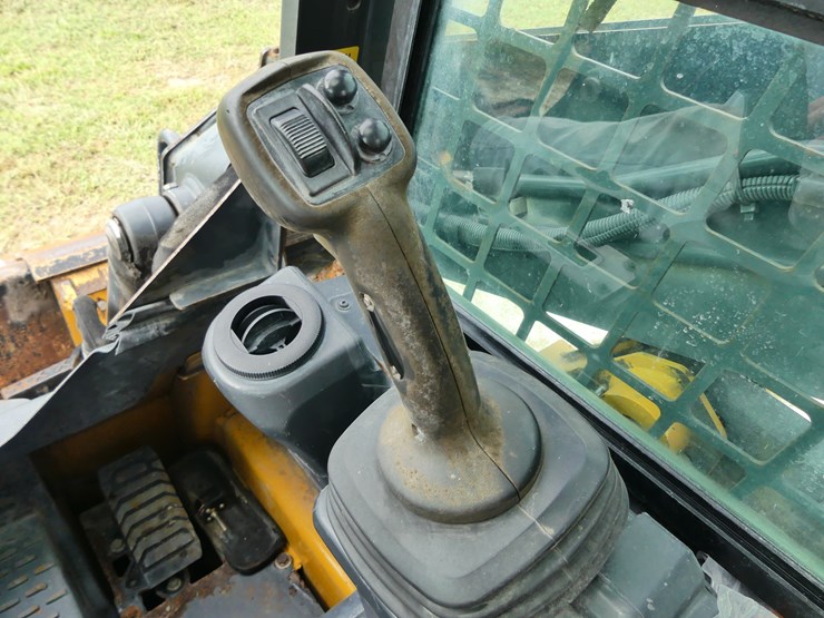 deere-317g-image-14