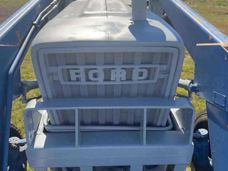 ford-tractor-image-10