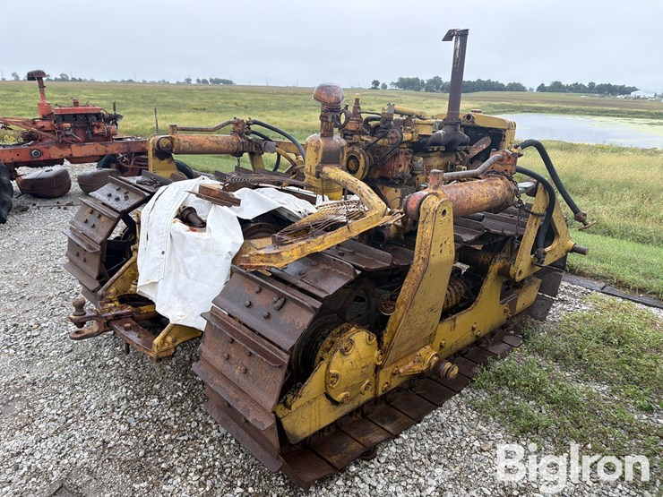 caterpillar-d4-image-5