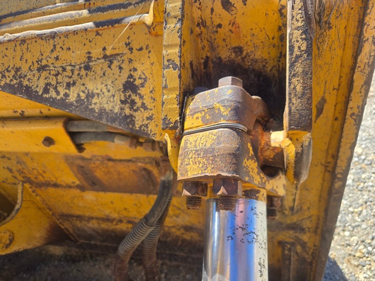 caterpillar-d6r-image-96